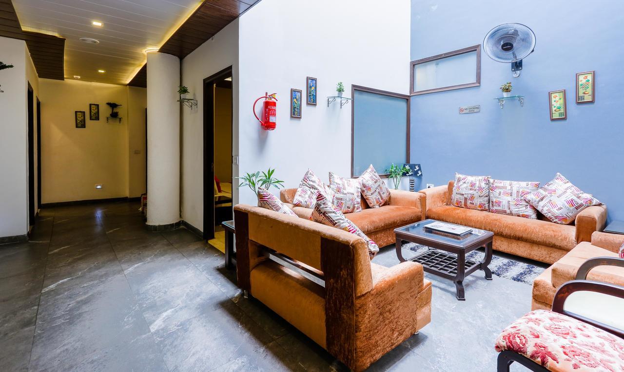 Treebo Trend Hotel Seven Chandīgarh Exterior foto